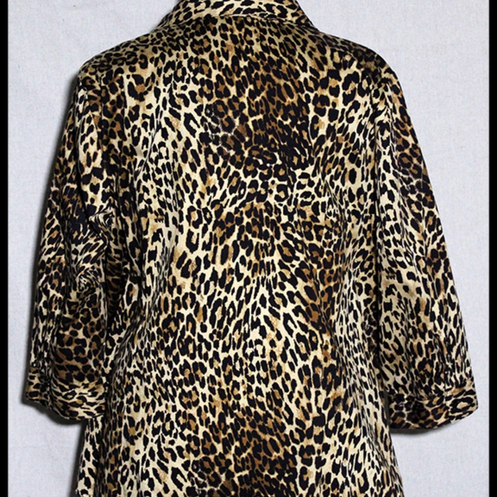 Lane Bryant Cheetah print blouse Women’s Plus 26 NWOT - Picture 5 of 6